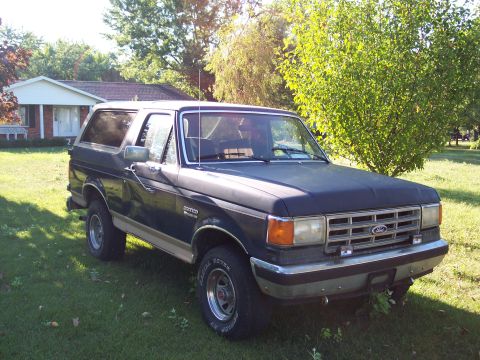 1987 Ford Bronco photo