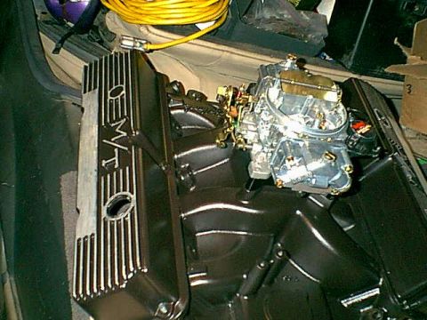 1983 Ford Bronco - here is the new manifold and spacer and carb and valve covers.