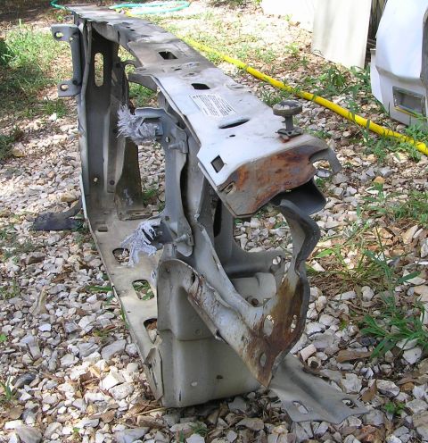 1986 Ford Crown Victoria LTD - damage to rad support