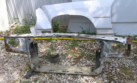 1986 Ford Crown Victoria LTD - damaged body panels