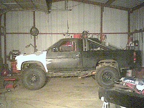 1991 Nissan Pathfinder - Body fully moved over..