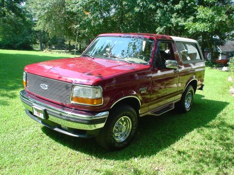 1994 Ford Bronco photo