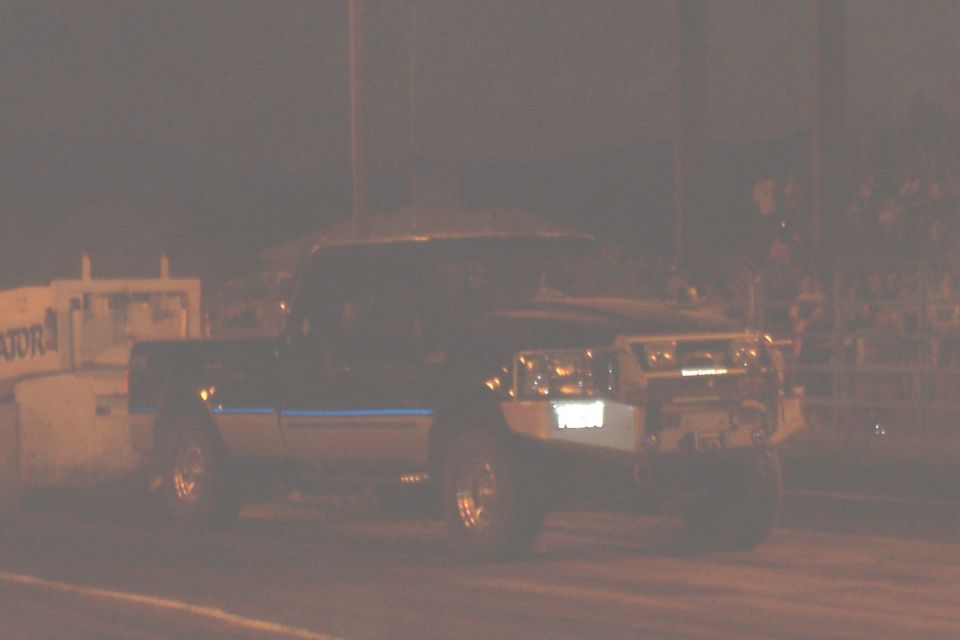 1994 Ford F-150 3q-front view, dark color