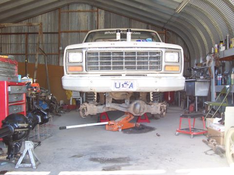 1981 Ford F-150 - Getting started - removing ttb axle