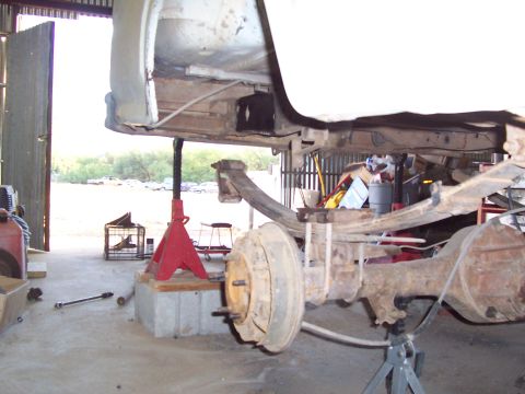 1981 Ford F-150 - Without rear shackle