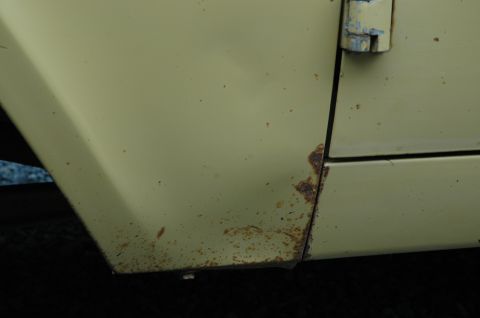 1972 Ford Bronco - Rust is visible along the door seam of this vehicle.