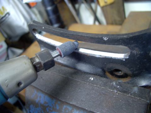 1990 Lincoln Town Car - Trusty die grinder to the rescue.