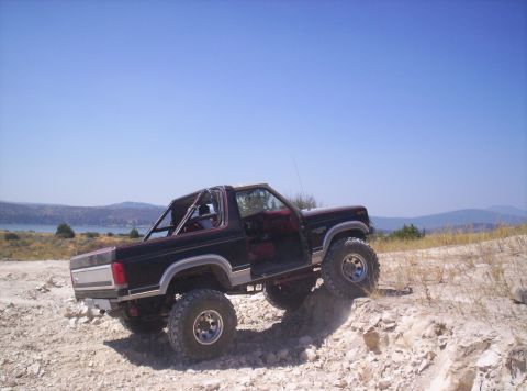 1984 Ford Bronco - Other side