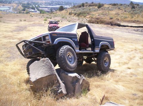 1984 Ford Bronco - Flex