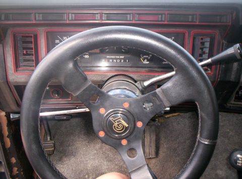 1986 Ford Bronco - Dashboard Area w/Steering Wheel