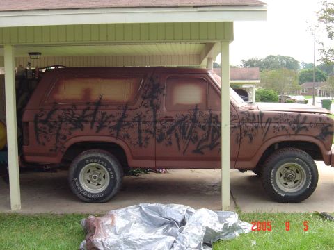 1982 Ford Bronco photo