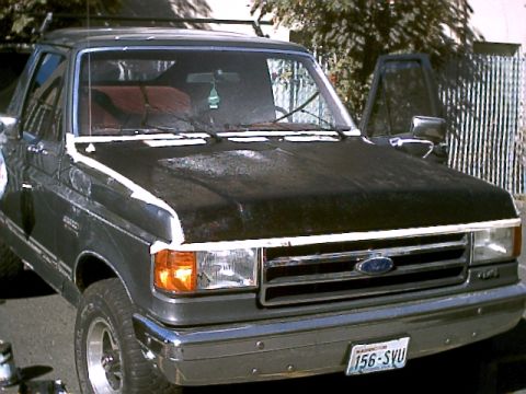 1990 Ford Bronco - another angle