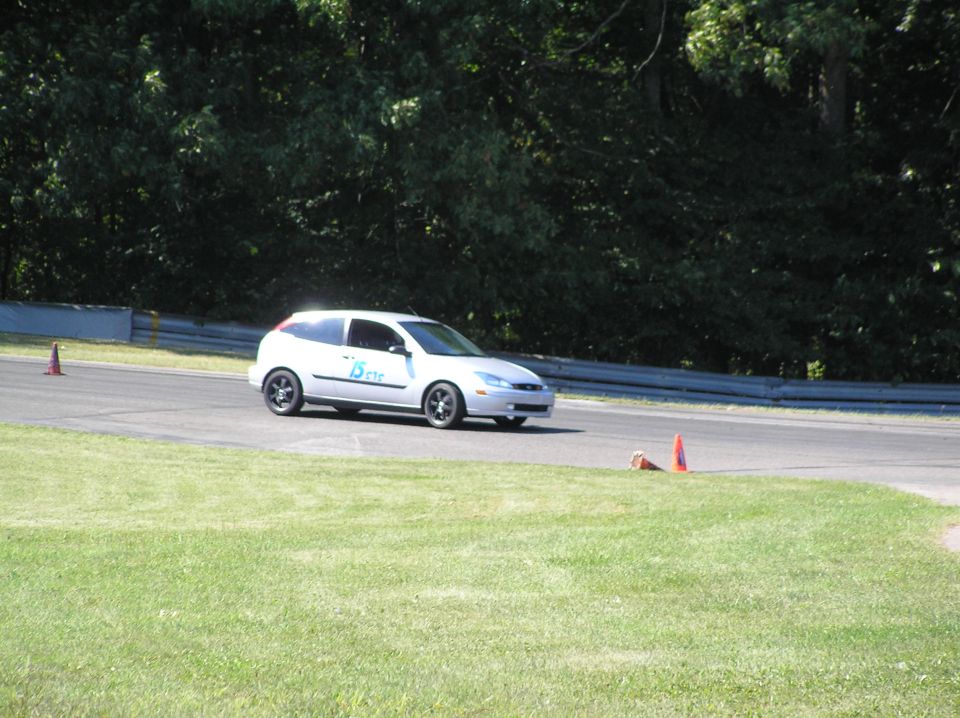 elliot in the hairpin