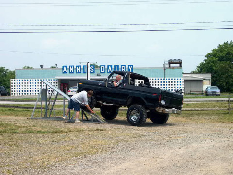 1978 Ford Bronco - 62