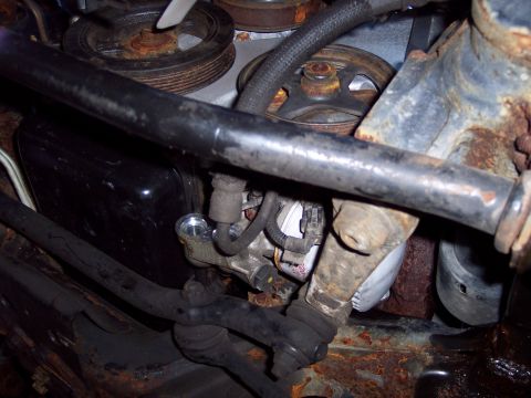 2001 Ford Crown Victoria - Shiny new engine in a decrepid nightmare