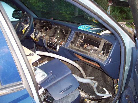 2001 Ford Crown Victoria - Unnecessary Interior components removed :)
