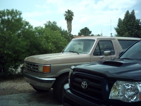 1988 Ford Bronco photo