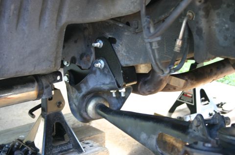 1994 Ford Bronco - all bolts in and torqued.