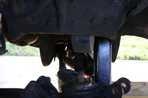 1994 Ford Bronco - This image shows the suspension components of a vehicle, likely related to a lift kit installation.