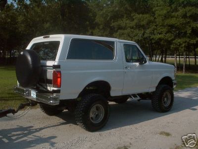 1992 Ford Bronco “LOLA”