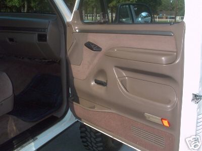1992 Ford Bronco photo