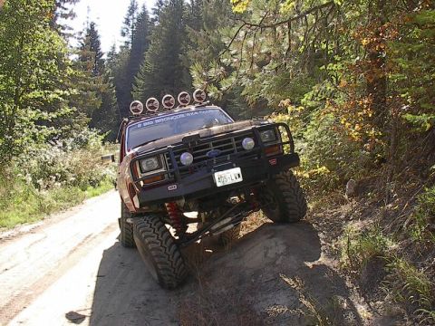 1986 Ford Bronco — Travel from the front.