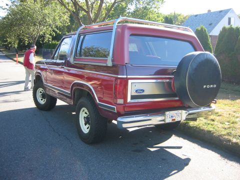 1982 Ford Bronco photo