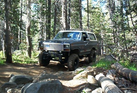 1986 Ford Bronco - Finally, we got to wheeling. This is The Dear Valley trail.