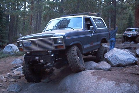 1986 Ford Bronco - Here's a decent flex shot. This was the first day I've ever run 10 lbs of pressure in 38s. I absolutely loved it.