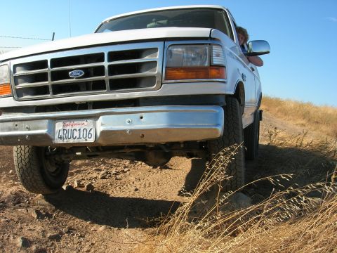 1994 Ford Bronco - This white Ford truck's grille design suggests a 1992 model year, not a 1994 Bronco.