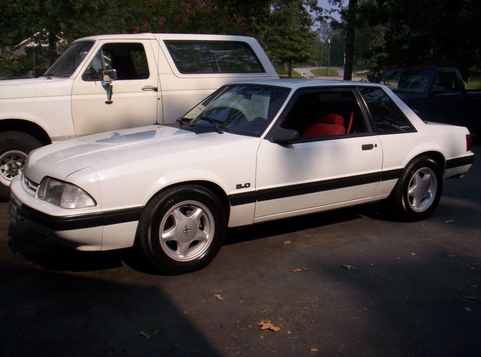 1990 Ford Mustang