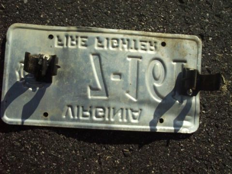 1992 Ford Bronco - liscense plate attachment for roller fairlead