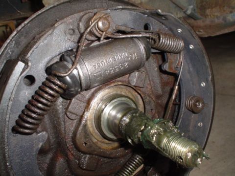 1968 Ford Mustang - brand new one... what does this??