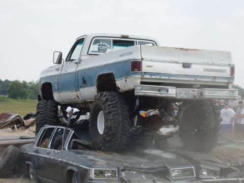 2000 Chevrolet Tahoe photo