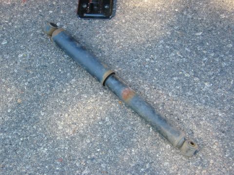 1996 Ford Bronco - boom, and there is the ole pos. Looks a little worn.
