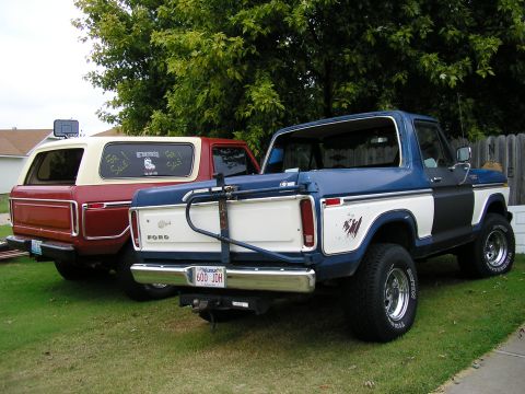 1978 Ford Bronco - Couple of good looking Bronc's