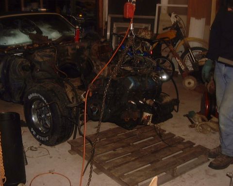 1985 Ford F-150 - pulling motor with jib crane/boom hoist