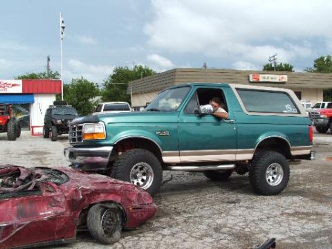 1996 Ford Bronco - bye bye beretta