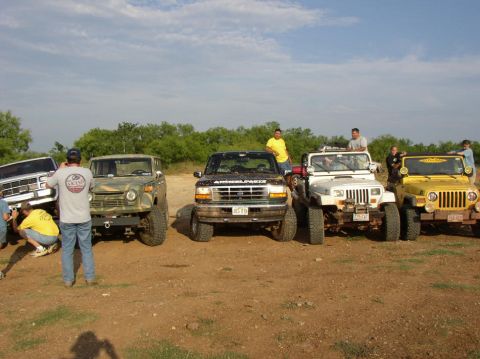 1996 Ford Bronco - playin around