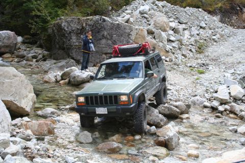 2000 Jeep Cherokee photo
