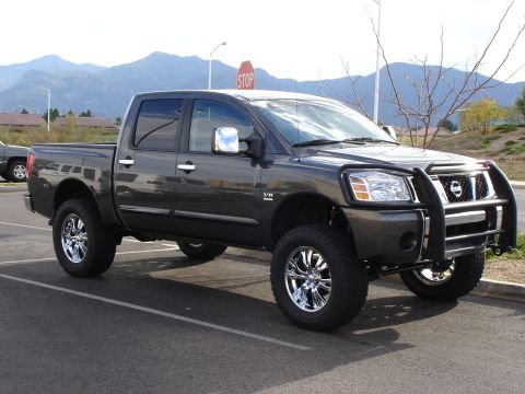 2005 Nissan Titan - 2004 SE with a CST 6" lift and 325/60/20 tires. Someone's truck I saw in Sierra Vista, AZ.