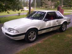 1990 Ford Mustang photo