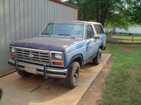 1985 Ford Bronco photo