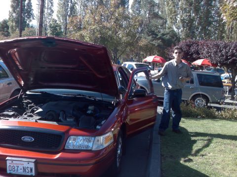 1999 Ford Crown Victoria photo