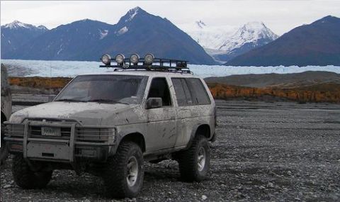 1995 Nissan Pathfinder photo