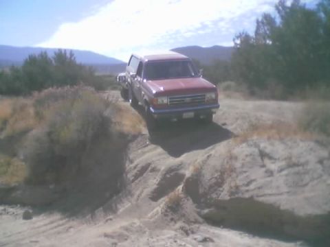 1990 Ford Bronco - OK now here my friend Roger trying out this Bronco he just Bought.