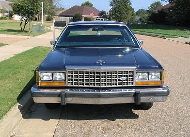 1985 Ford LTD Crown Victoria photo