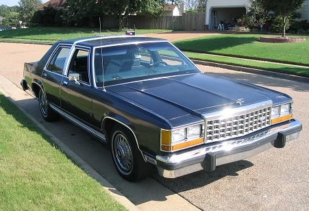 1985 Ford LTD Crown Victoria photo
