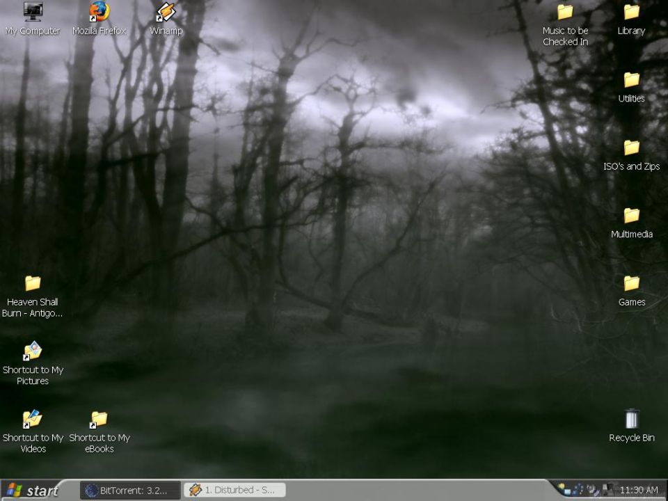 Desktop with a spooky forest wallpaper, icons for My Computer, Mozilla Firefox, Winamp, and various folders. Also shows the taskbar with Start button and SuperMotors.net logo