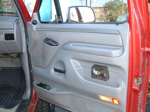 1994 Ford Bronco - ROCKFORD FOSGATE TWEETERS AND CROSSOVERS